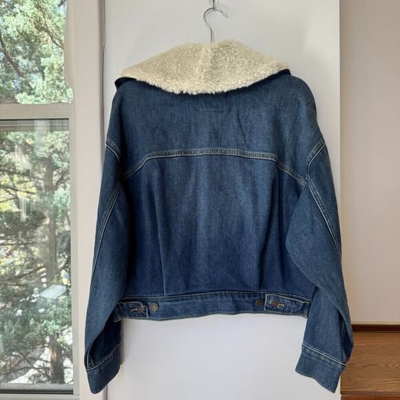 NWT Levi's Denim Jacket Sherpa Fleece Baby Bubble Trucker Jacket Dark Wash Small - Picture 6 of 13